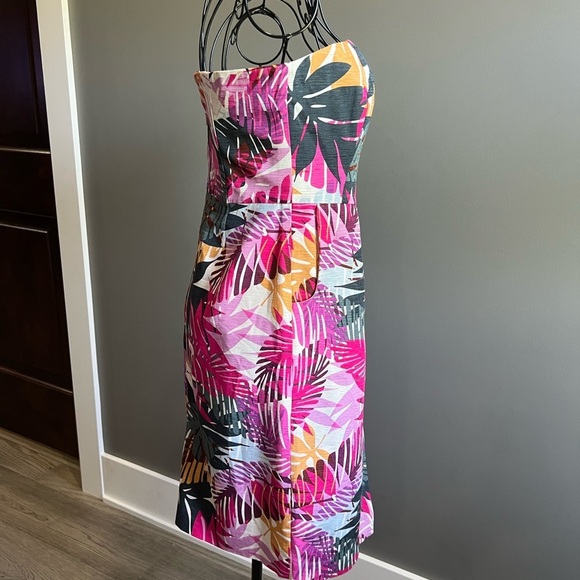 Banana Republic Silk Tropical Safari Strapless Dress Size 4 - Picture 5 of 9